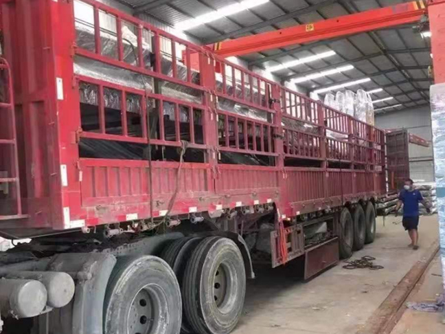 江(jiang)西撫州公(gōng)交候車(che)亭髮(fa)貨